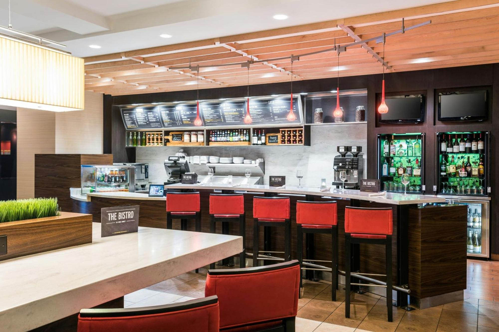 Courtyard Milwaukee Downtown Ξενοδοχείο Εξωτερικό φωτογραφία